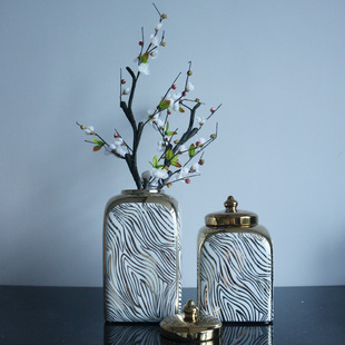定制欧式描金陶瓷装饰罐储物罐带盖摆件装饰花瓶美式轻奢高档罐子