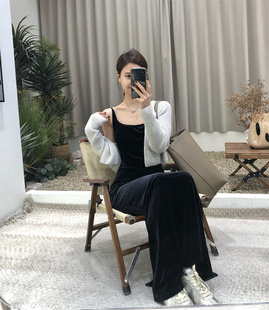 2024春季韩版黑色金丝绒，吊带连衣裙女高级感显瘦高级感气质长裙