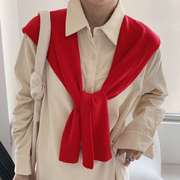 针织毛线小披肩女大红色，中国红春秋冬季外搭肩搭配衬衫网红薄围巾