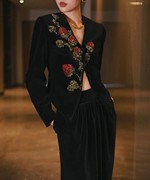 高级感时尚套装，优雅名媛气质中式刺绣丝绒，外套半身裙两件套
