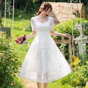 2024夏装蕾丝连衣裙韩版修身显瘦白色超仙气质，森系法式中长裙