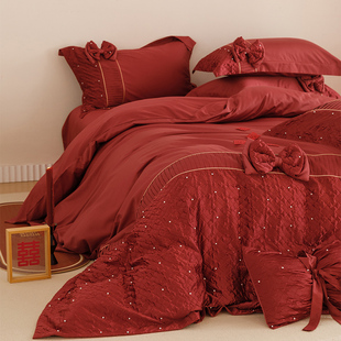 简约婚庆床品四件套，全棉立体蝴蝶结绣花红色，结婚被套床单床上用品