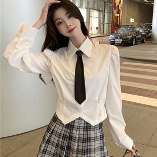 白色衬衫女长袖修身短款衬衣，加领带韩版不规则，下摆显瘦百搭衬衣潮