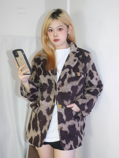 韩系复古炸街豹纹毛呢外套，女秋冬季时尚，宽松显瘦西装呢子大衣