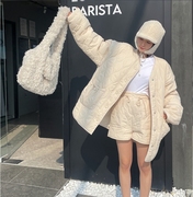 韩国东大门冬季 时尚宽松舒适保暖外套棉服女+短裤 两件套装