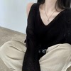 韩国秋季特大码优雅气质V领300斤镂空露肩宽松胖妹妹长袖针织衫女