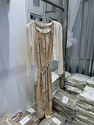 新中式吊带连衣裙2024针织，开衫两件套装搭配印花茶歇法式气质