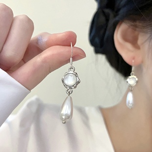 法式复古巴洛克珍珠耳钉冷淡风，原创设计高级感耳环女耳夹项链配饰