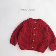 韩版新年儿童大红色，毛衣开衫早春男女，宝麻花纹针织开衫洋气