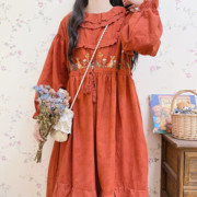 森系复古红法式刺绣双层大翻领春季甜美连衣裙蕾丝收腰中长裙收腰