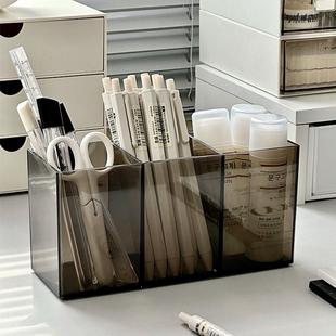 笔筒收纳盒亚克力透明轻奢高级感笔桶学生，桌面办公室创意分格笔架