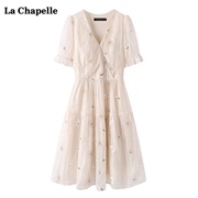拉夏贝尔/La Chapelle刺绣碎花短袖连衣裙女夏V领收腰中长款裙子