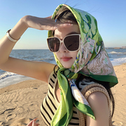 绿色油画小方巾丝巾女士夏季薄款防晒披肩包头巾(包头巾)围巾发带搭配衬衫