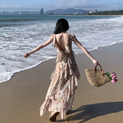 法式小众设计感不规则荷叶，边碎花雪纺连衣裙女夏海边度假沙滩长裙