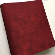 复古暗红色墙布壁布美式斑驳隐花葡萄酒红色新中式深枣红色背景