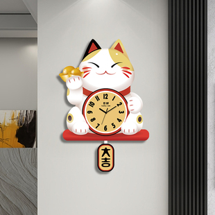 招财猫钟表挂钟客厅2023网红简约创意大气家用装饰壁挂表时钟