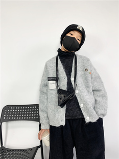 2022冬季男女中大童韩版童装贴布长毛绒纯色简洁开衫毛衣毛衫