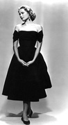 grace格蕾丝同款小黑裙露肩，丝绒礼服vintage复古连衣裙优雅