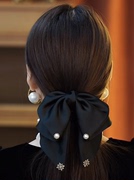 精致的珍珠大蝴蝶结飘带发夹女高级感后脑勺头饰发饰黑色马尾夹