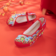 琴所老北京布鞋女秋季红色婚鞋坡跟民族风古风舞蹈旗袍绣花鞋