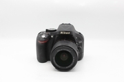 尼康 D5200 套机18-55mm镜头入门级学生旅游 高清数码 单反相机