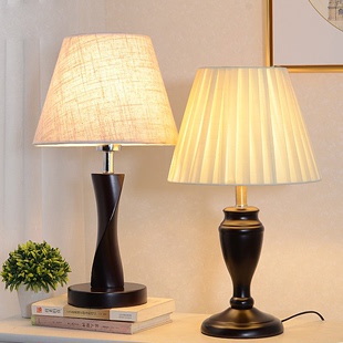 美式乡村台灯欧式简约现代实木卧室床头灯调光温馨个性创意台灯