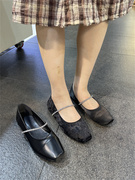 韩国足求东大门2024春季方头浅口水钻黑色优雅甜美平底单鞋女