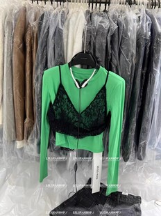 韩国东大门2023秋冬季绿色垫肩修身t恤+透视蕾丝花边背心两件套女