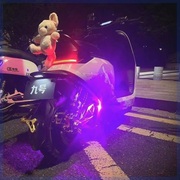 电动车氛围灯爆闪led彩灯尾灯警示摩托车闪光氛围，底盘装饰灯改装