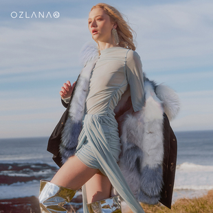 ozlana黑色皮草派克服女2023年外套女皮毛，一体冬季保暖外套女