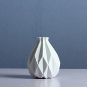 品北欧简约几何哑光折纸陶瓷花瓶创意家居客厅桌面时尚软装饰品摆