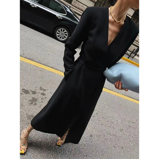 欧㺯法式风格V领一片式系带高级醋酸黑色风衣式连衣裙时尚女神范