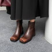 欧美个性真皮短靴女单靴方头中跟粗跟洋气潮流百搭秋冬新款40码