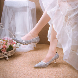 银色水晶高跟鞋女2023细跟日常可穿伴娘宴会礼服金色新娘婚鞋