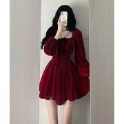 法式红色丝绒连衣裙女春秋季高级感气质蓬蓬公主裙收腰小个子短裙
