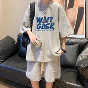 韩版休闲运动套装男士夏季学生短袖，短裤一套搭配加大加肥两件套潮