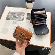 2021韩版简约小钱包，女短款复古铆钉，折叠撞色多卡包手拿零钱包