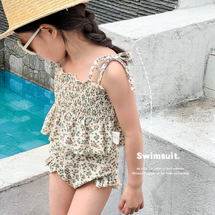 韩国儿童泳衣女孩分体吊带，碎花女童游泳衣可爱宝宝，中小童度假泳装