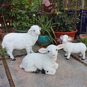 小羊摆件绵羊模型装饰仿真羊雕塑庭院草坪树脂工艺品花园美陈