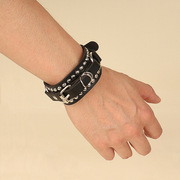 欧美朋克风潮流铆钉皮质皮革手环，手镯个性时尚摇滚情侣手链首饰品