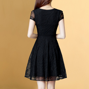 2023夏季短袖蕾丝连衣裙，30岁四十女士修身瘦显小个黑色裙子45