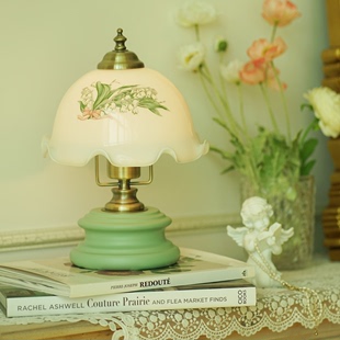 绿色铃兰花朵法式欧式床头小台灯，北欧ins少女，复古田园卧室氛围灯
