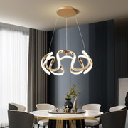 北欧轻奢餐厅吊灯现代简约创意个性设计师款金色，饭厅餐桌卧室灯具