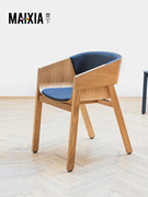 北欧实木餐椅设计师创意靠背扶手椅现代简约奶茶店咖啡餐厅椅子