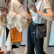 日本2023几何菱格小方盒包单肩斜跨时尚女包手提小方包手机(包手机)包