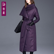帝柔欧美时尚紫色羽绒服，女冬装修身收腰加厚外套大牌气质中长款