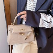 铂金小包包2021韩版潮单肩女包斜挎洋气凯莉手提包代发