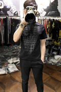 米兰站夏季时装秀场，款潮黑色工艺几何图案，修身翻领短袖t恤男