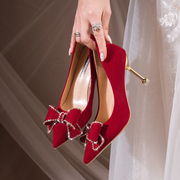 红色婚鞋冬季女秀禾服新娘鞋2024年中式小众不累脚结婚高跟鞋