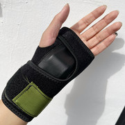 滑板运动护腕轮滑防扭伤手腕固定护具，夹板支撑装备护手护掌手套